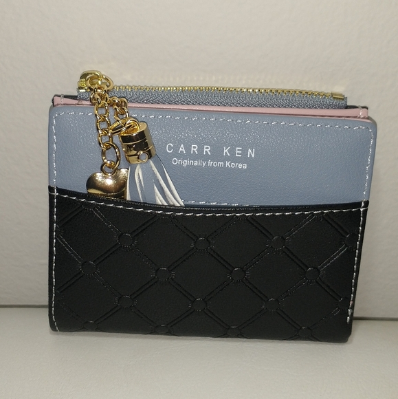 NWOT Tricolor Wallet with Tassel and Heart Charm - Picture 2 of 11